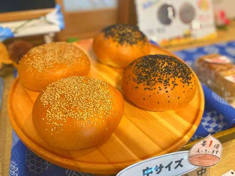 栃木県那須町にある『パン・ドゥ・ルアン』店内パンの画像2