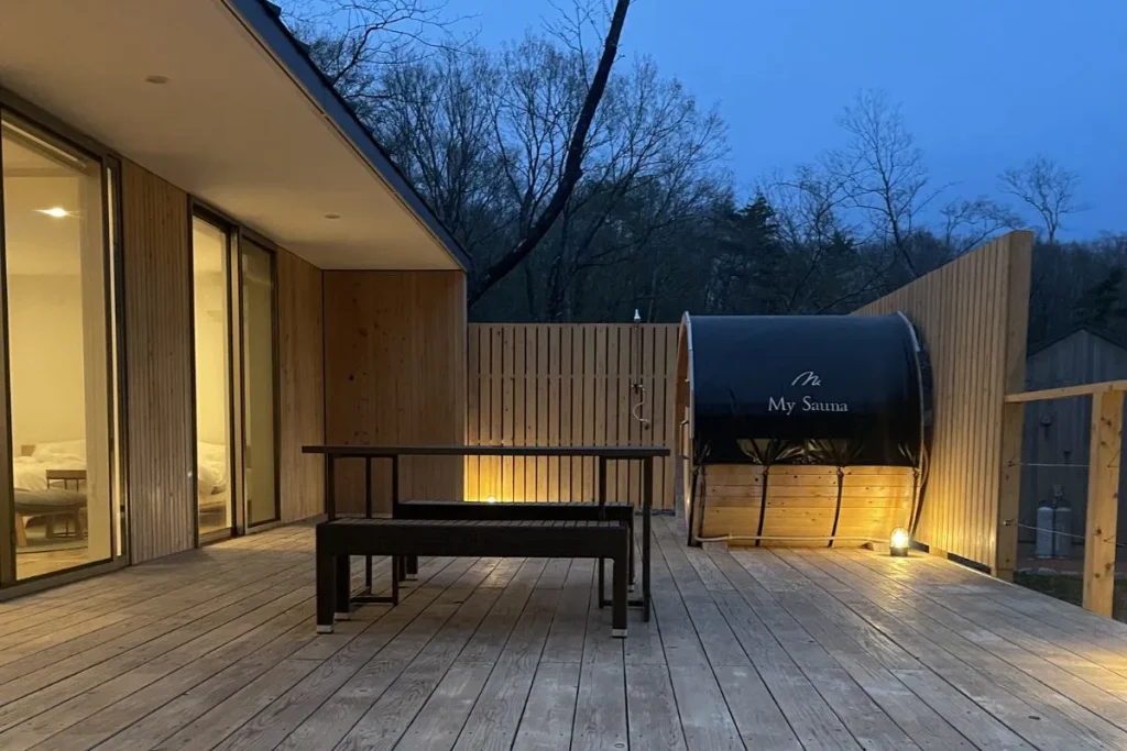 【プライベートサウナ付き】無印良品 陽の家 with SAUNA　夜の画像